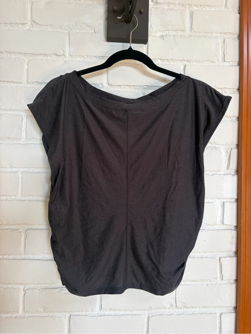 Women’s Relaxed Cap-Sleeve Top in Charcoal Gray